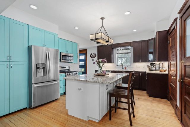 W12040 Sullivan ROAD, Waterloo, WI 53594
