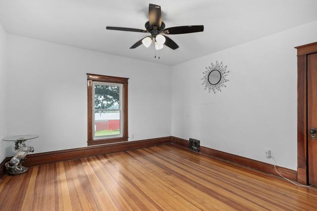 W12040 Sullivan ROAD, Waterloo, WI 53594