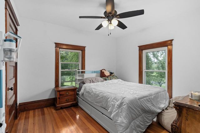 W12040 Sullivan ROAD, Waterloo, WI 53594