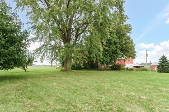 W12040 Sullivan ROAD, Waterloo, WI 53594