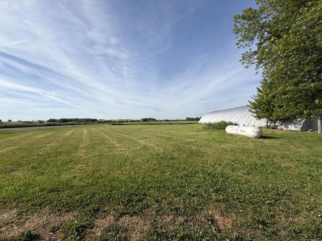 W12040 Sullivan ROAD, Waterloo, WI 53594