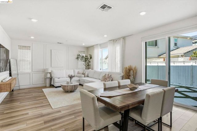 15929 Testarossa St, Lathrop, CA 95330