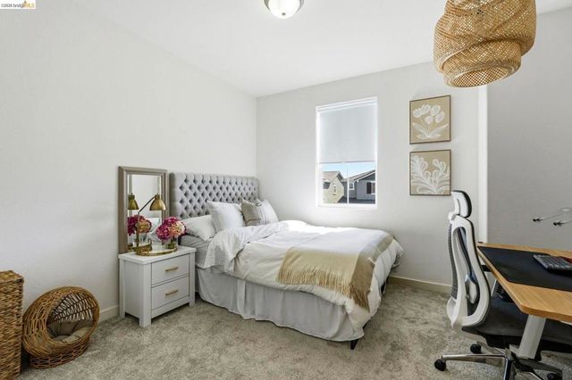15929 Testarossa St, Lathrop, CA 95330
