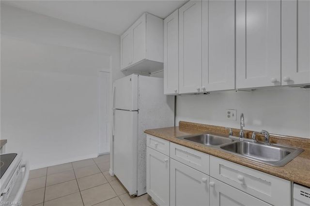 2828 Jackson ST C5, Fort Myers, FL 33901