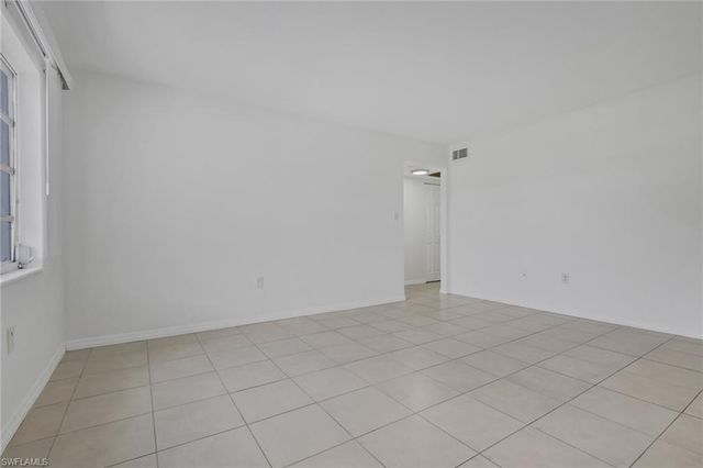 2828 Jackson ST C5, Fort Myers, FL 33901