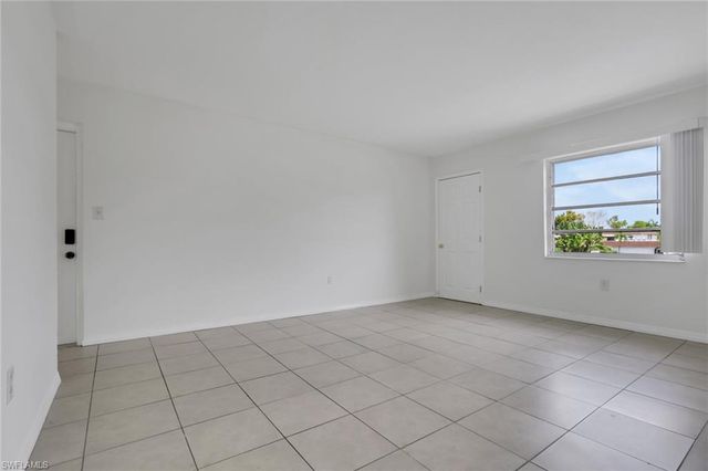 2828 Jackson ST C5, Fort Myers, FL 33901