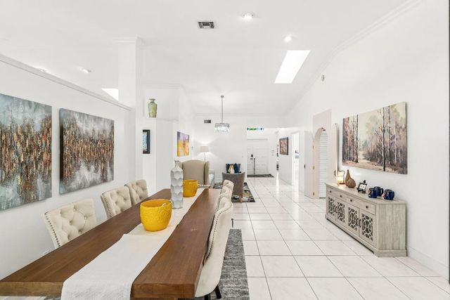 9707 Harbour Lake Circle, Boynton Beach, FL 33437