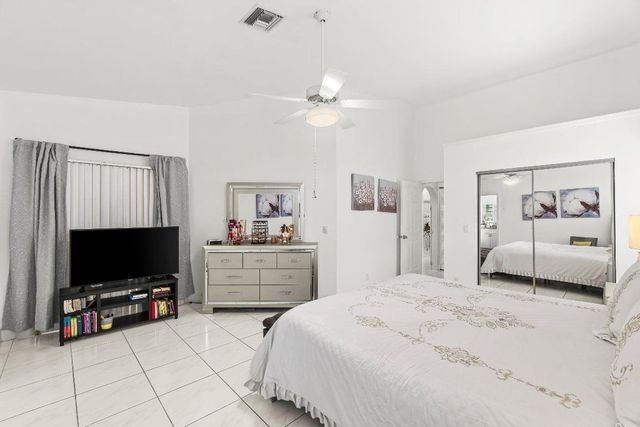 9707 Harbour Lake Circle, Boynton Beach, FL 33437