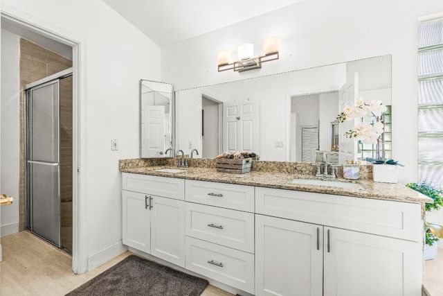 9707 Harbour Lake Circle, Boynton Beach, FL 33437