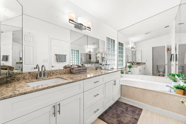 9707 Harbour Lake Circle, Boynton Beach, FL 33437