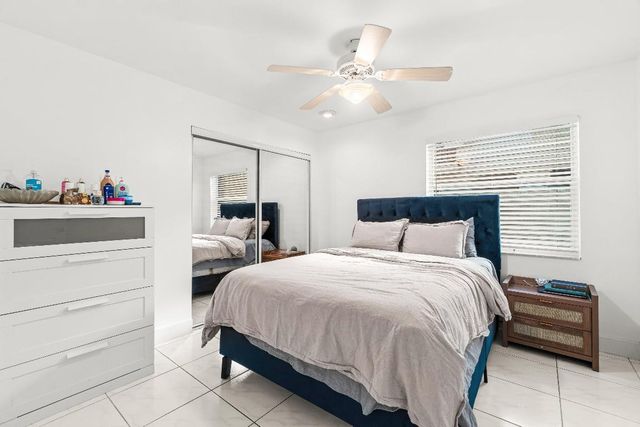 9707 Harbour Lake Circle, Boynton Beach, FL 33437