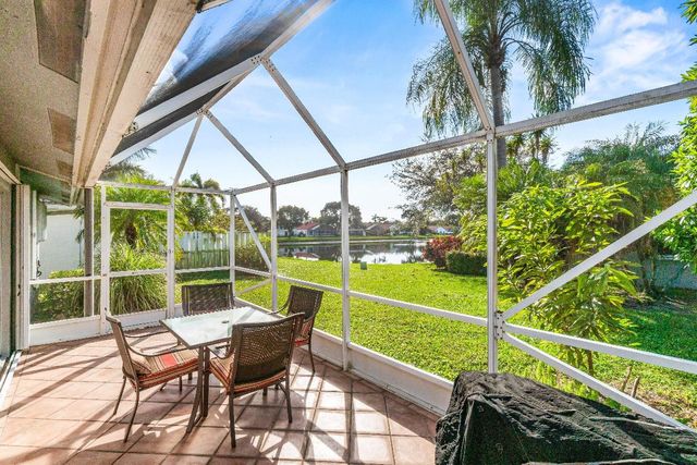 9707 Harbour Lake Circle, Boynton Beach, FL 33437