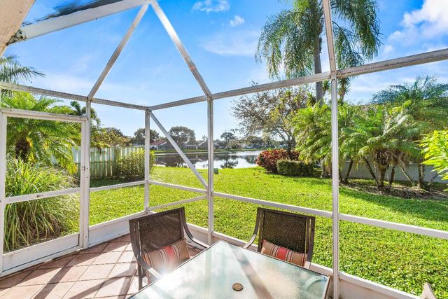 9707 Harbour Lake Circle, Boynton Beach, FL 33437