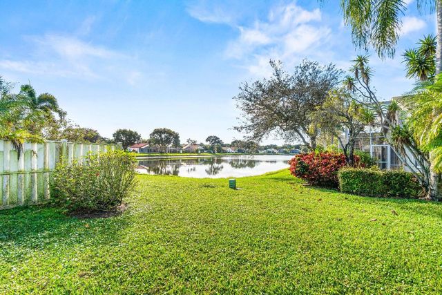 9707 Harbour Lake Circle, Boynton Beach, FL 33437