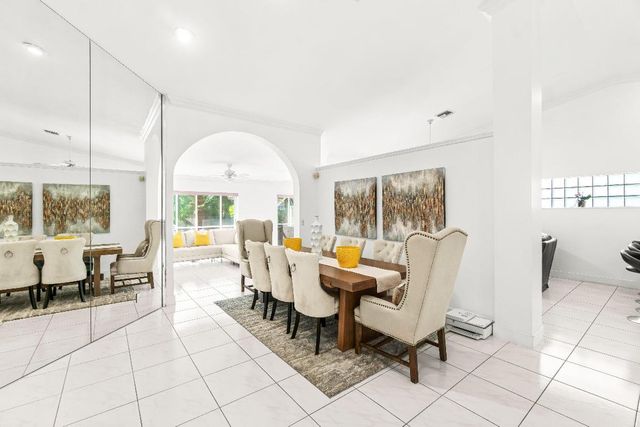 9707 Harbour Lake Circle, Boynton Beach, FL 33437