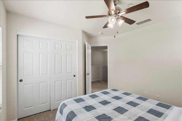 401 Blossom Rock Ln, Folsom, CA 95630