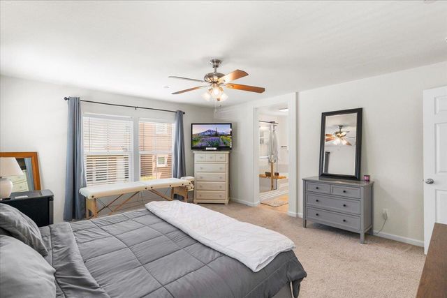 401 Blossom Rock Ln, Folsom, CA 95630