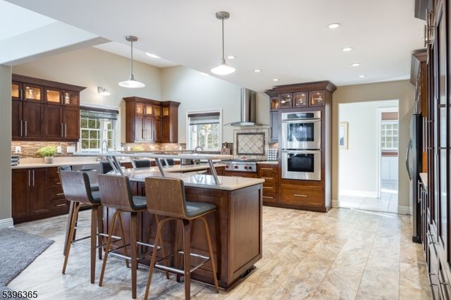 15 Ditzel Farm Ct, Scotch Plains Twp., NJ 07076