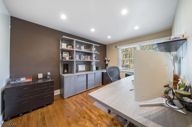 15 Ditzel Farm Ct, Scotch Plains Twp., NJ 07076