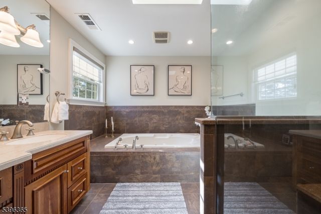 15 Ditzel Farm Ct, Scotch Plains Twp., NJ 07076