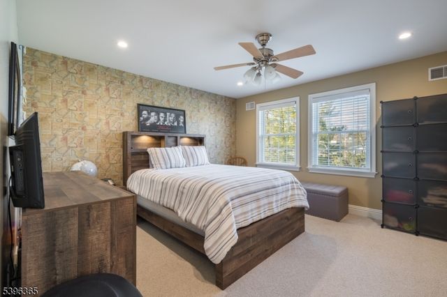 15 Ditzel Farm Ct, Scotch Plains Twp., NJ 07076