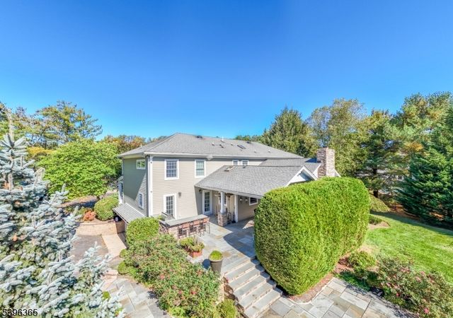 15 Ditzel Farm Ct, Scotch Plains Twp., NJ 07076