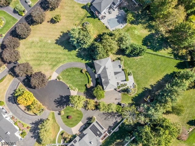 15 Ditzel Farm Ct, Scotch Plains Twp., NJ 07076