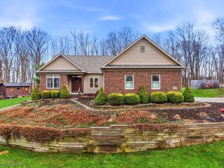 4293 Legend Road NW, Minerva, OH 44657