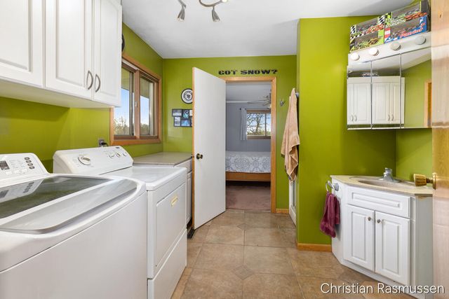 7208 W Dickerson Lake Road, Pine Twp, MI 48838