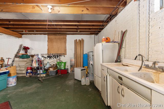7208 W Dickerson Lake Road, Pine Twp, MI 48838