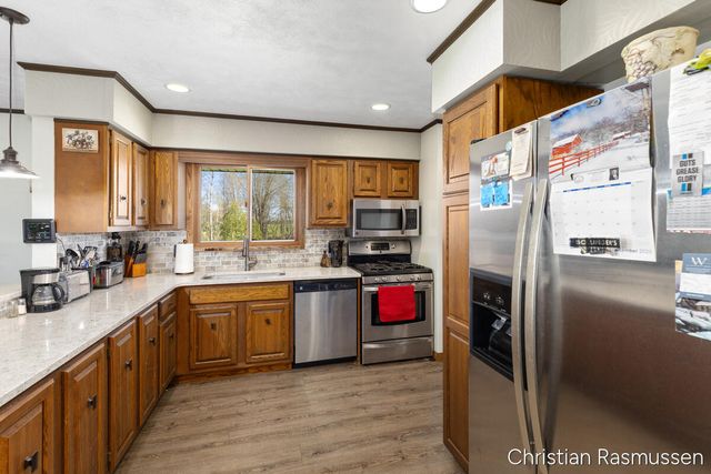 7208 W Dickerson Lake Road, Pine Twp, MI 48838