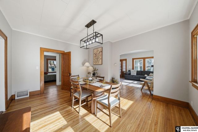 1421 N 40th Street, Lincoln, NE 68503