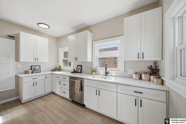 1421 N 40th Street, Lincoln, NE 68503