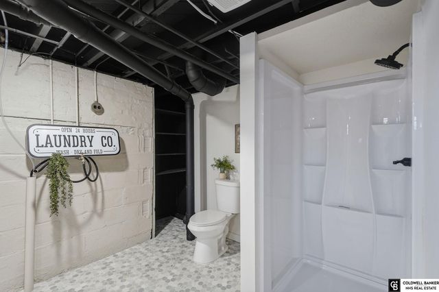 1421 N 40th Street, Lincoln, NE 68503