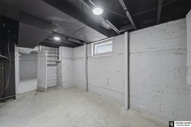 1421 N 40th Street, Lincoln, NE 68503