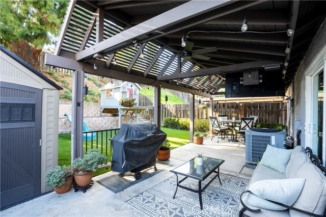 28291 Bockdale Ave., Canyon Country (santa Clarita), CA 91387