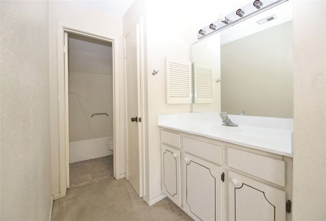 5711 Sugar Hill 95, Houston, TX 77057