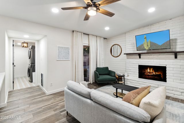 1249 E BISHOP Drive, Tempe, AZ 85282