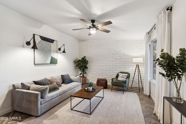 1249 E BISHOP Drive, Tempe, AZ 85282