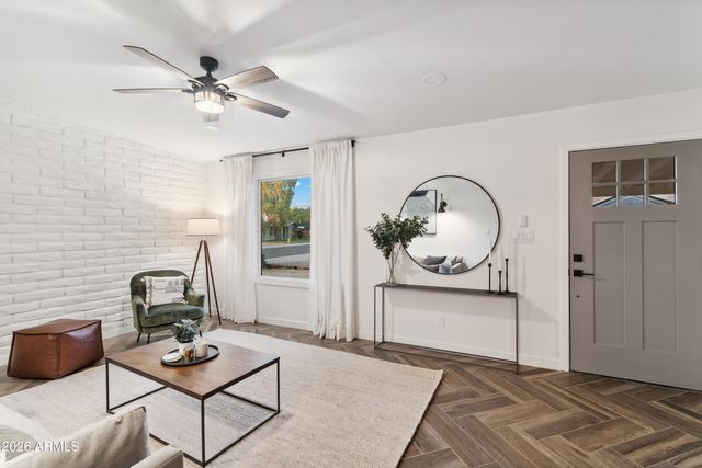 1249 E BISHOP Drive, Tempe, AZ 85282