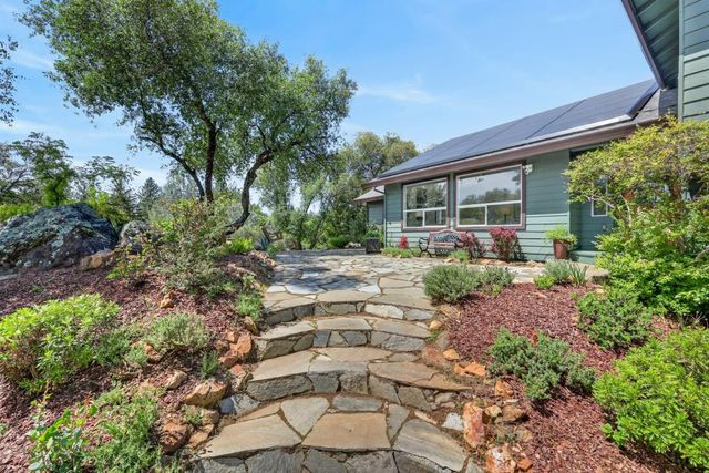 2566 Westville Trl, Cool, CA 95614