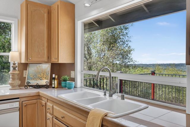 2566 Westville Trl, Cool, CA 95614