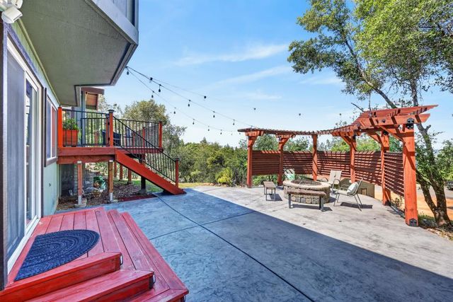 2566 Westville Trl, Cool, CA 95614