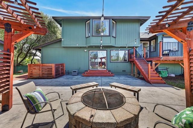 2566 Westville Trl, Cool, CA 95614