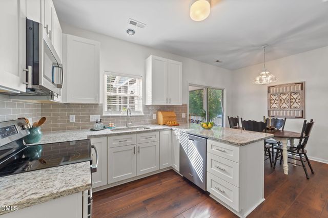 1009 Starkland Way, Holly Springs, NC 27540