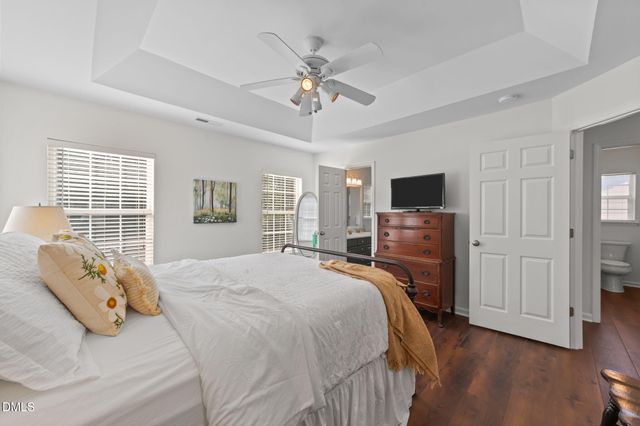 1009 Starkland Way, Holly Springs, NC 27540