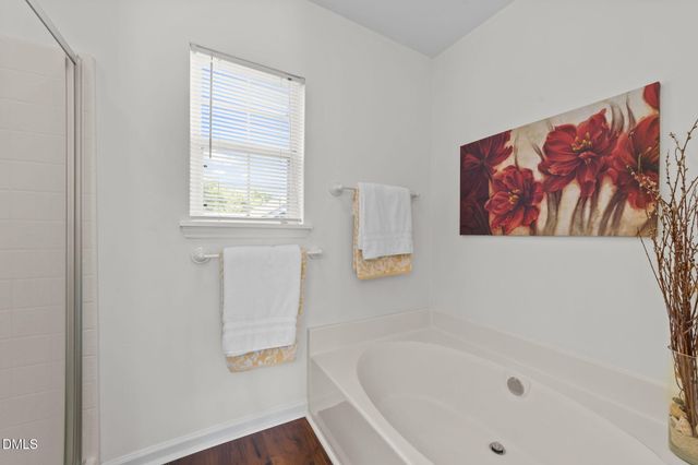 1009 Starkland Way, Holly Springs, NC 27540