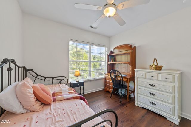 1009 Starkland Way, Holly Springs, NC 27540