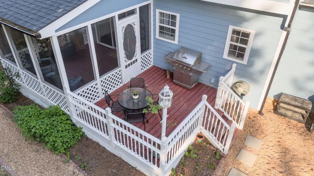 1009 Starkland Way, Holly Springs, NC 27540