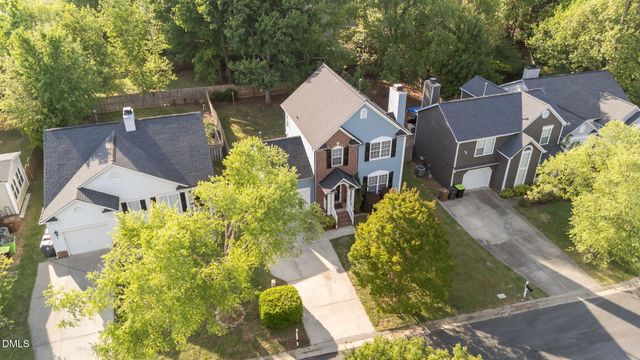 1009 Starkland Way, Holly Springs, NC 27540